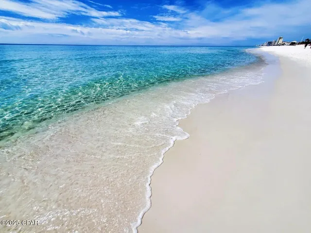 $695,000 | 7205 Thomas Drive, Unit A105, Panama City, FL 32408