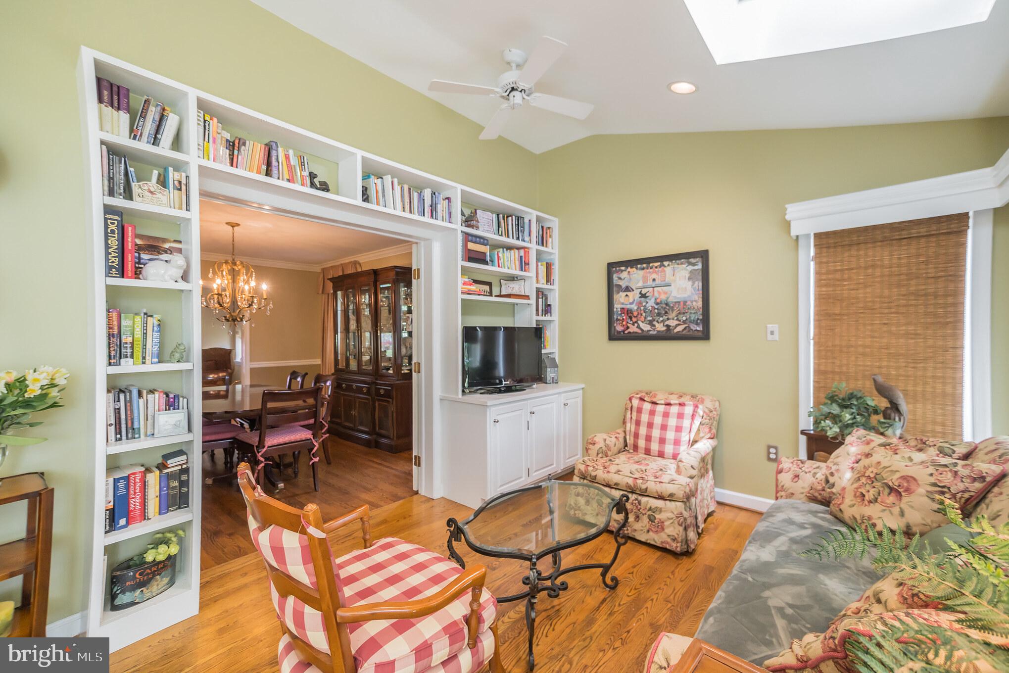 624 Paddock Road Havertown, PA 19083 - Photo 14 of 48 Fabulous built-in shelving and cabinetry