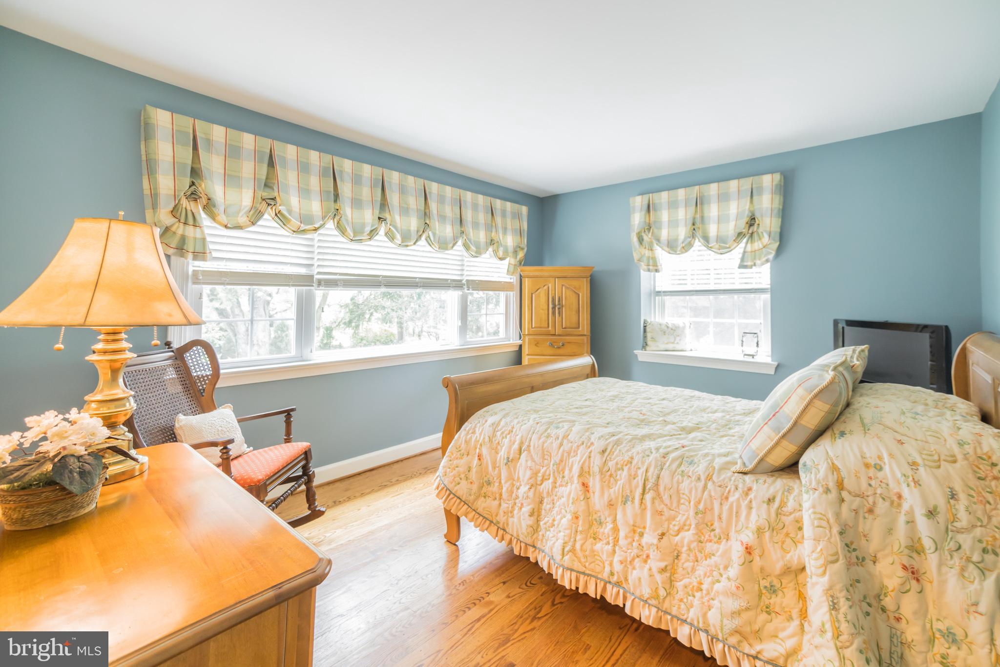 624 Paddock Road Havertown, PA 19083 - Photo 22 of 48 2nd bedroom with hardwood flooring