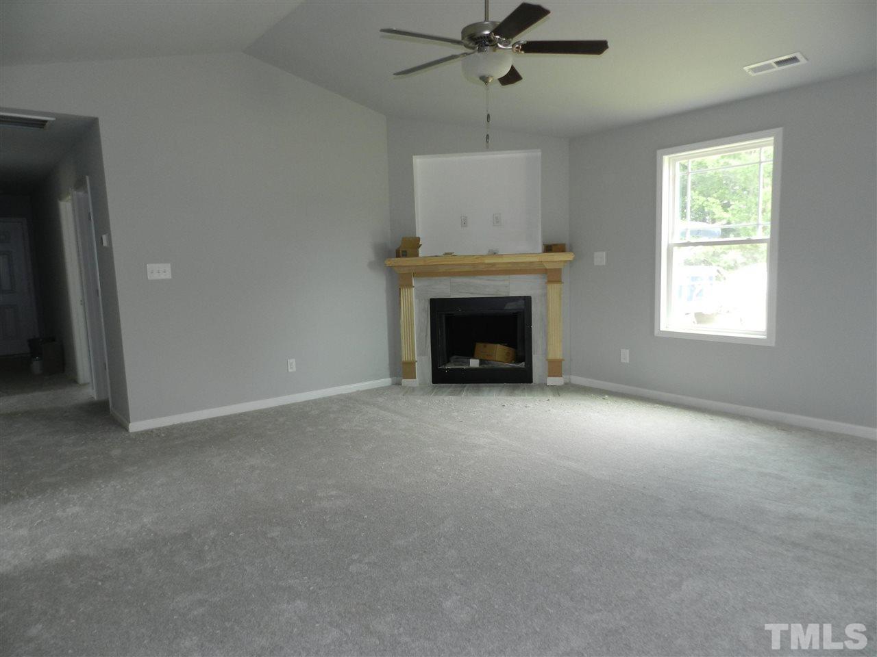 16 Winter Red Way Benson, NC 27504 - Photo 8 of 13 Gallery Image 8