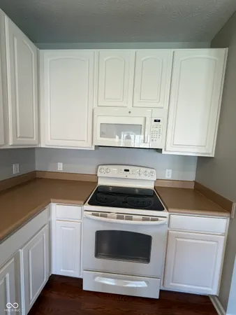 $2,095 | 6305 Schooler Drive, Whitestown, IN 46075