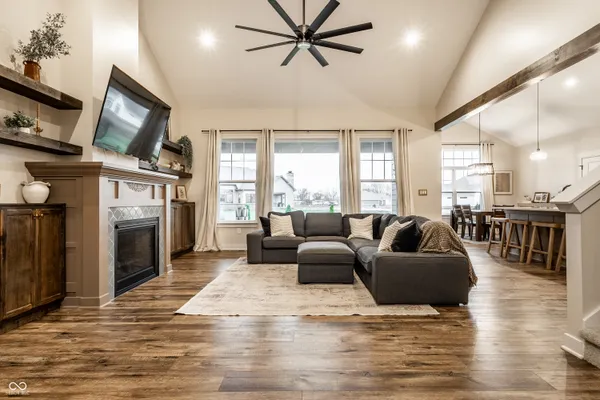 $639,900 | 2117 West Bedrock Lane, Greenfield, IN 46140