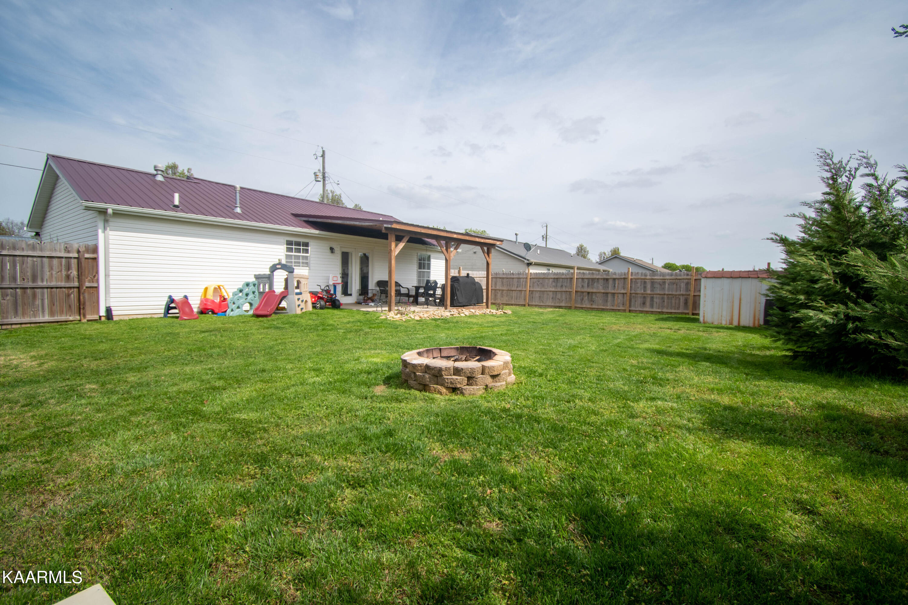 7516 Gary White Road Corryton, TN 37721 - Photo 18 of 19 _DSC1075-HDR
