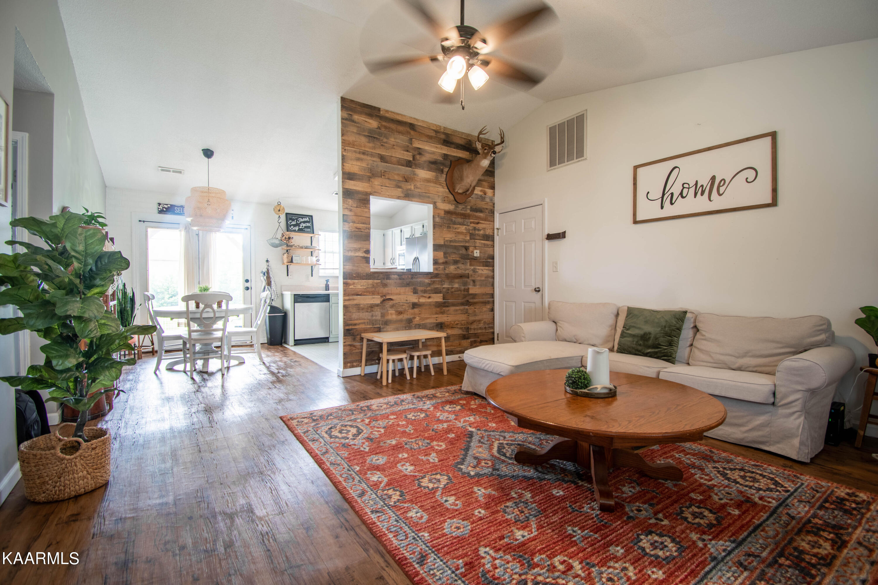 7516 Gary White Road Corryton, TN 37721 - Photo 4 of 19 _DSC0861-HDR