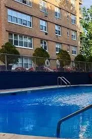 $329,000 | 2650 Ocean Parkway, Unit 10B | Gravesend