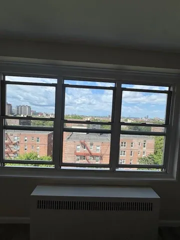 $329,000 | 2650 Ocean Parkway, Unit 10B | Gravesend