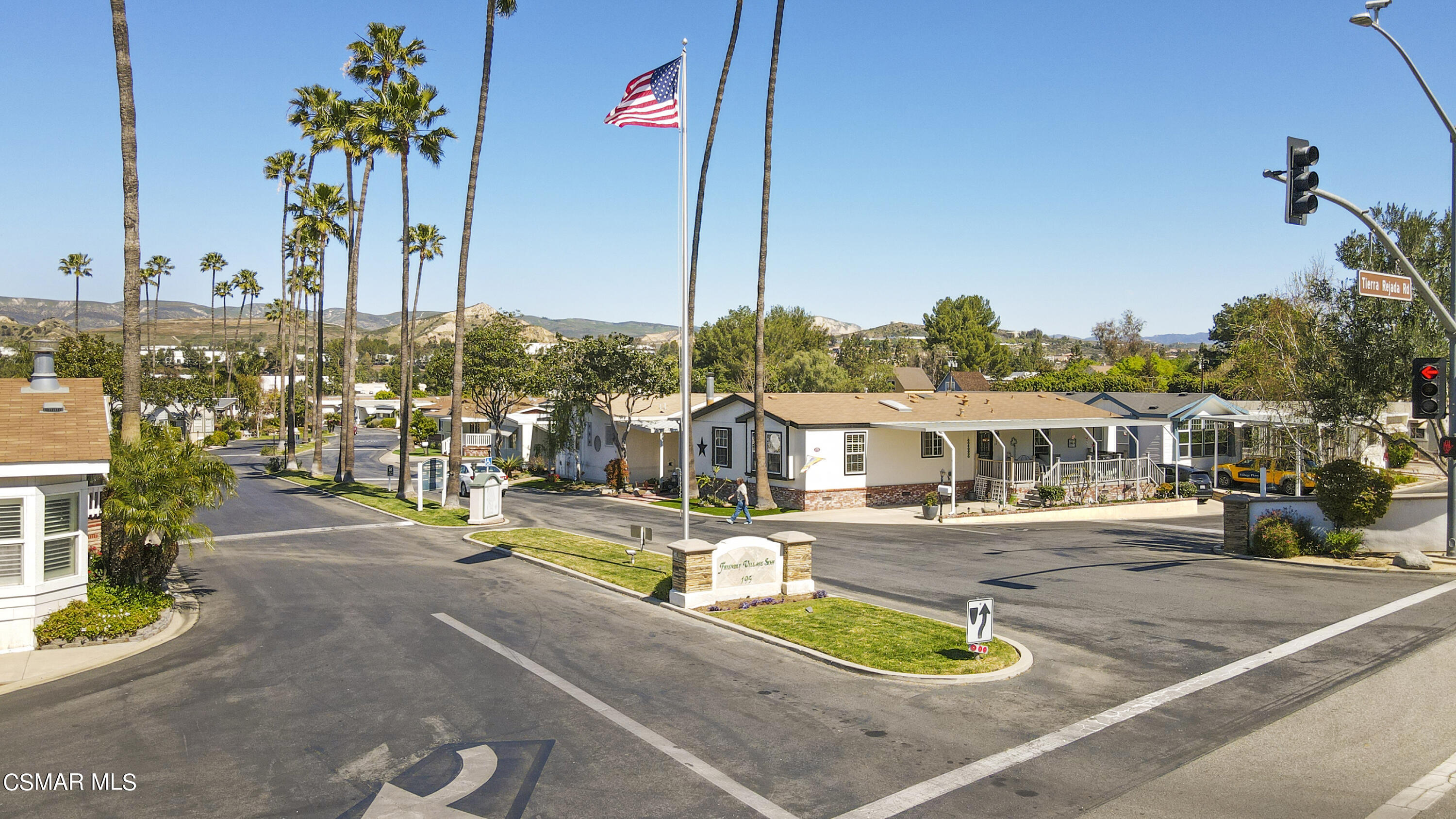 195 Tierra Rejada Road, Unit 30 Simi Valley, CA 93065 - Photo 34 of 36 195 Tierra Rejada Rd Unit 30 - HsHProd-
