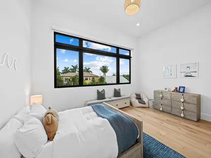 $5,398,000 | 2420 Northeast 48th Street, Lighthouse Point, FL 33064