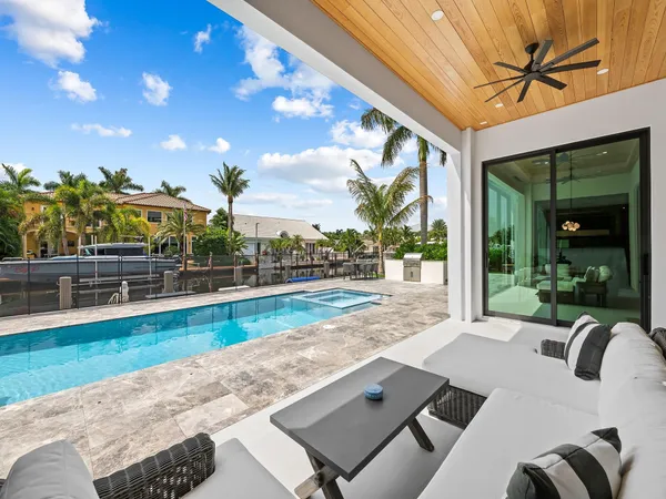 $5,398,000 | 2420 Northeast 48th Street, Lighthouse Point, FL 33064