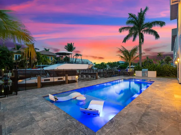 $5,398,000 | 2420 Northeast 48th Street, Lighthouse Point, FL 33064