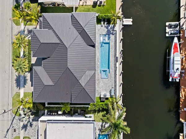 $5,398,000 | 2420 Northeast 48th Street, Lighthouse Point, FL 33064