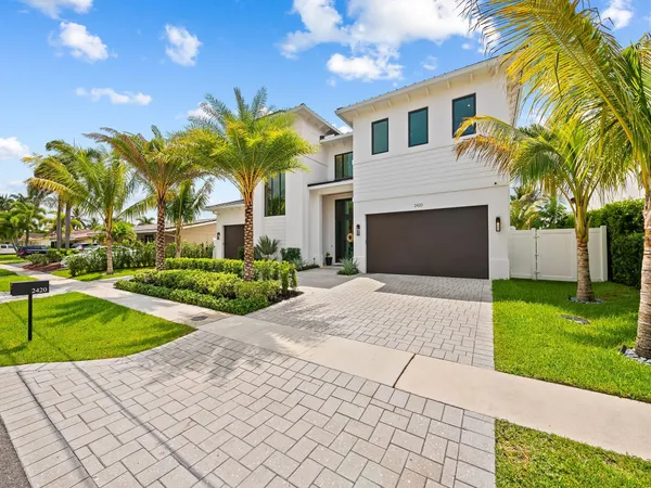 $5,398,000 | 2420 Northeast 48th Street, Lighthouse Point, FL 33064