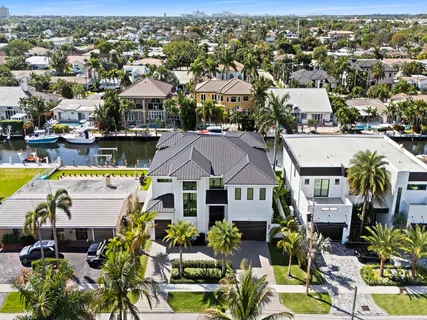 $5,398,000 | 2420 Northeast 48th Street, Lighthouse Point, FL 33064