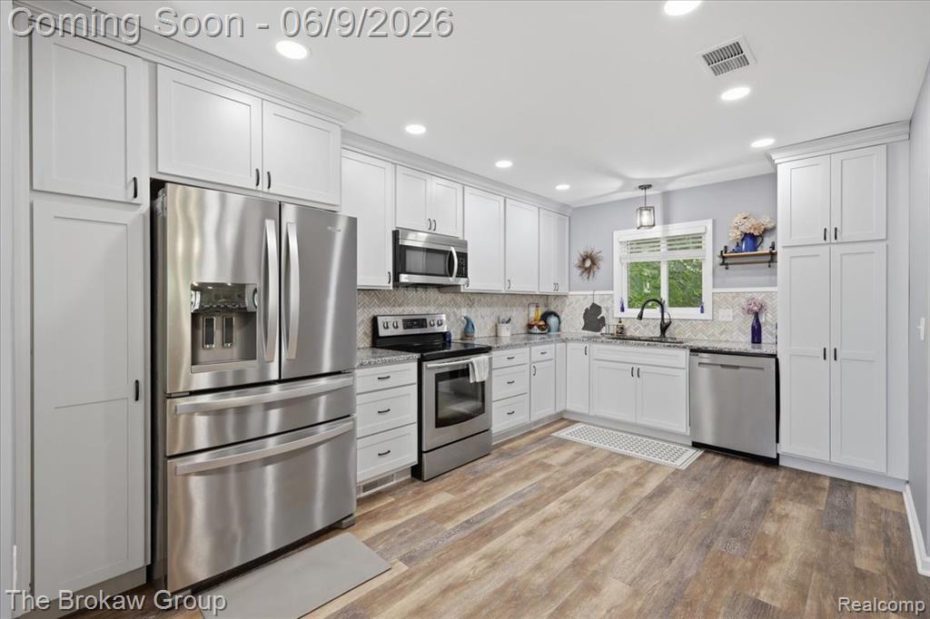 5461 North Henderson Road Davison, MI 48423 - Photo 22 of 64