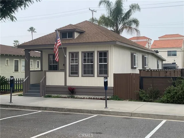 $3,950 | 321 5th Street, Huntington Beach, CA 92648