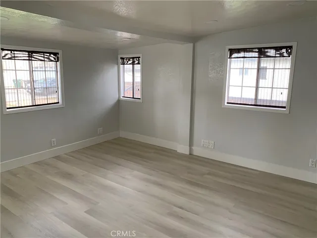 $3,950 | 321 5th Street, Huntington Beach, CA 92648