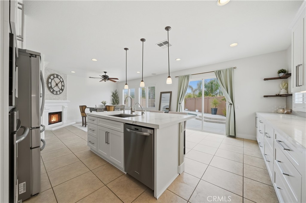 45055 Rutherford Street Temecula, CA 92592 - Photo 12 of 57