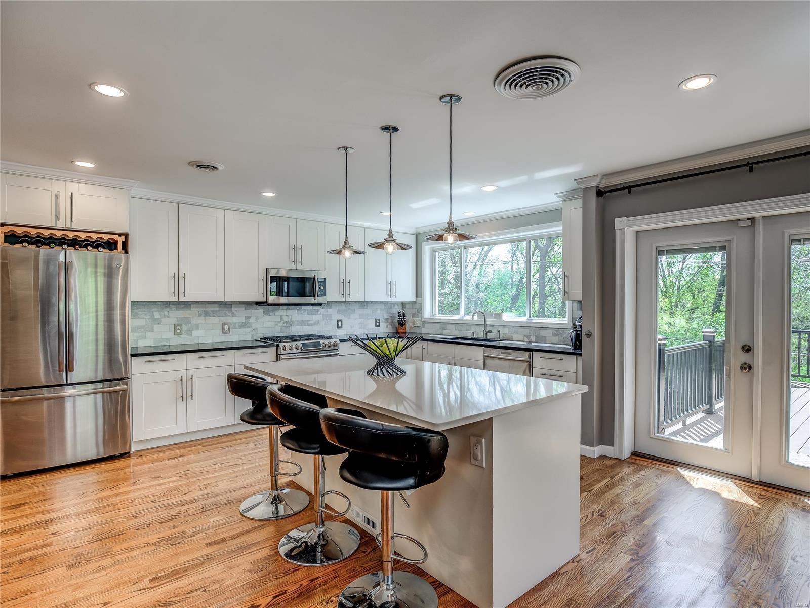 146 West Old Watson Road Webster Groves, MO 63119 - Photo 11 of 30 Gallery Image 11