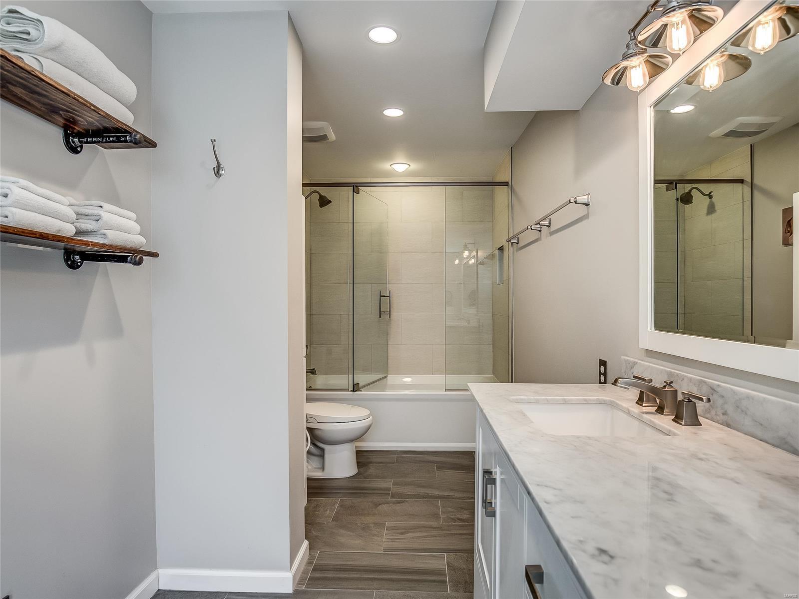 146 West Old Watson Road Webster Groves, MO 63119 - Photo 19 of 30 Gallery Image 19
