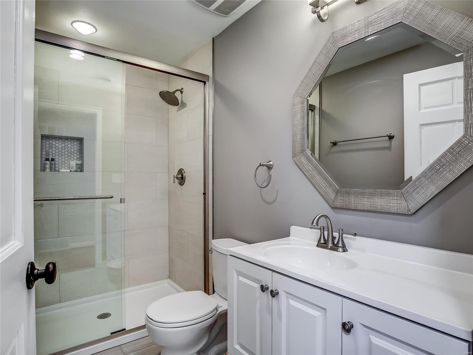146 West Old Watson Road Webster Groves, MO 63119 - Photo 22 of 30 Gallery Image 22