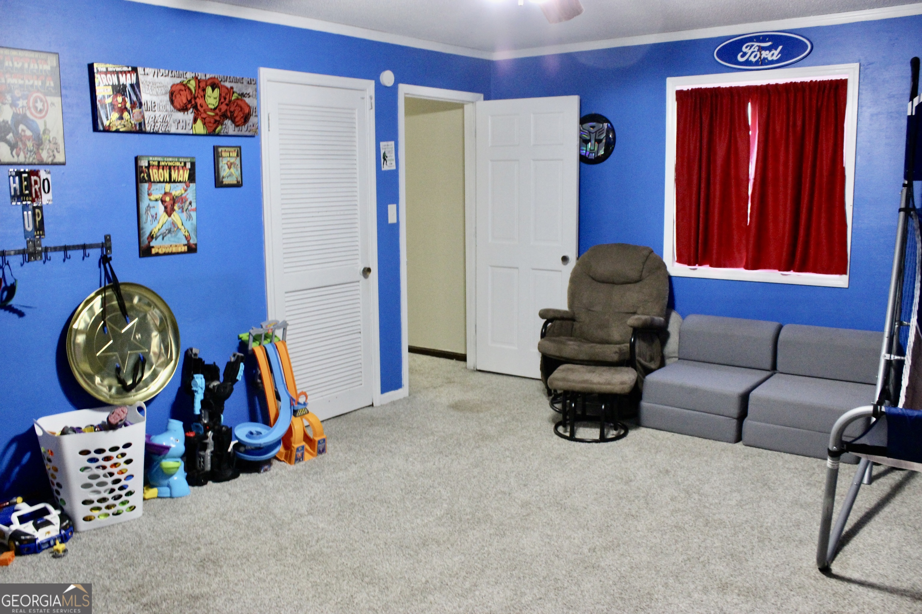 3631 Clay Circle Macon, GA 31216 - Photo 21 of 32 a living room with furniture and a window
