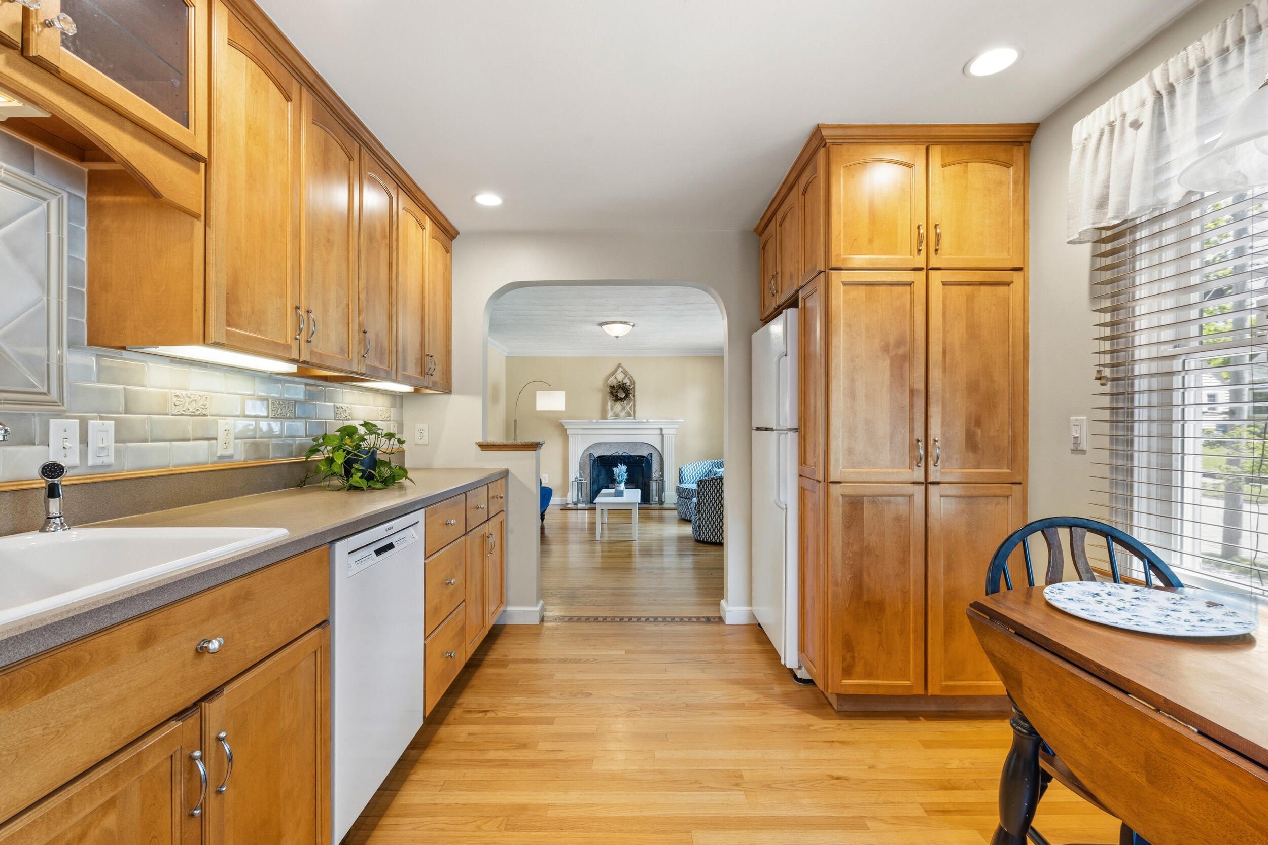 63 West Commonwealth Drive Portland, ME 04103 - Photo 12 of 46 Kitchen