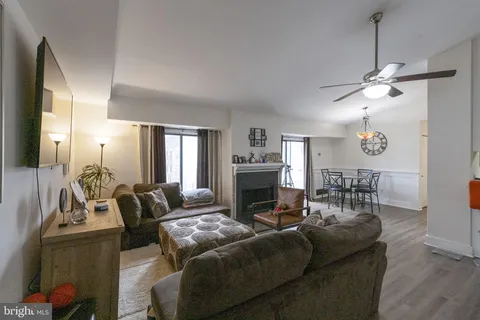 $274,600 | 1602 Berry Rose Court, Unit 2 3C, Frederick, MD 21701