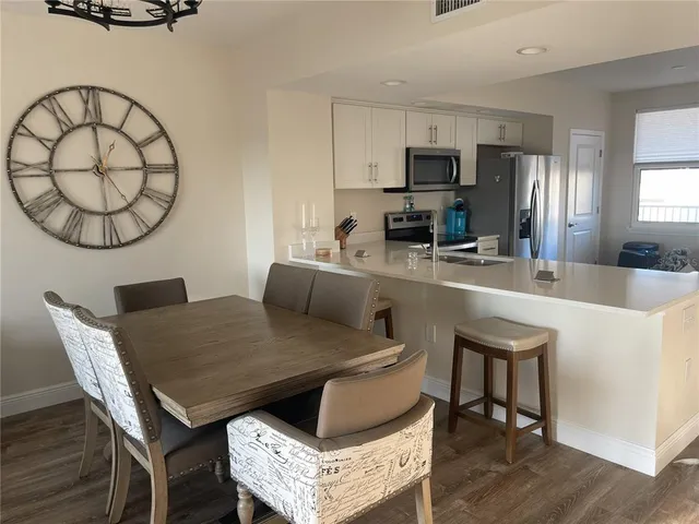 $2,500 | 960 Starkey Road, Unit 8402, Largo, FL 33771