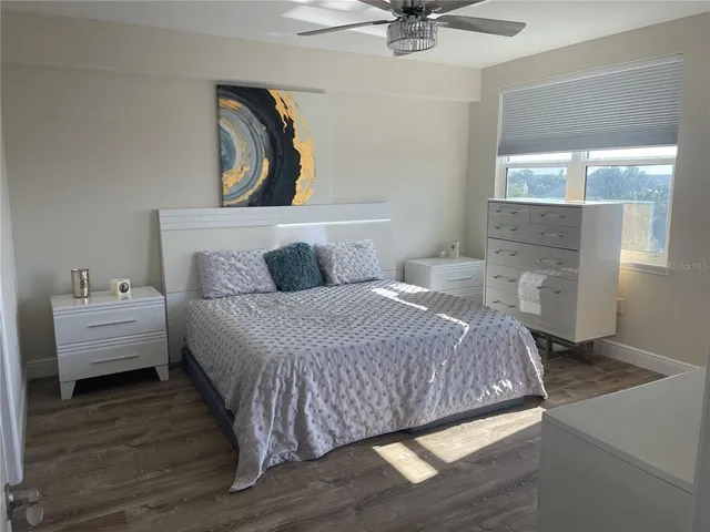 $2,500 | 960 Starkey Road, Unit 8402, Largo, FL 33771