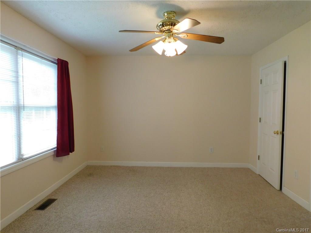 428 Staton Road Flat Rock, NC 28731 - Photo 11 of 24 Gallery Image 11