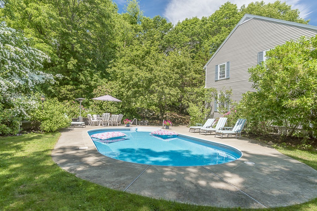 4 Old Planters Road Beverly, MA 01915 - Photo 23 of 30 Gallery Image 23