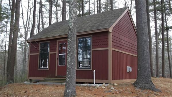 224 Red Gable Road East Brookfield, MA 01515 - Photo 5 of 21 a front view of a house