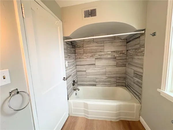 $1,400 | 700 Large Avenue, Clairton, PA 15025