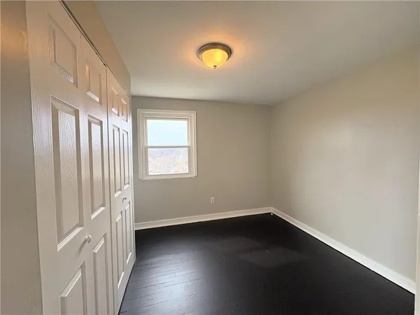 $1,400 | 700 Large Avenue, Clairton, PA 15025