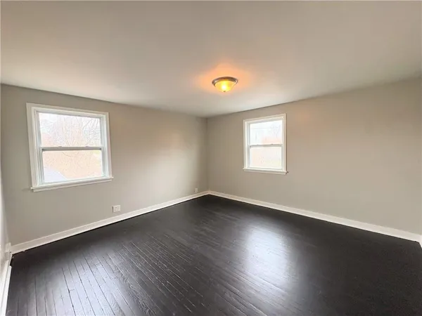 $1,400 | 700 Large Avenue, Clairton, PA 15025