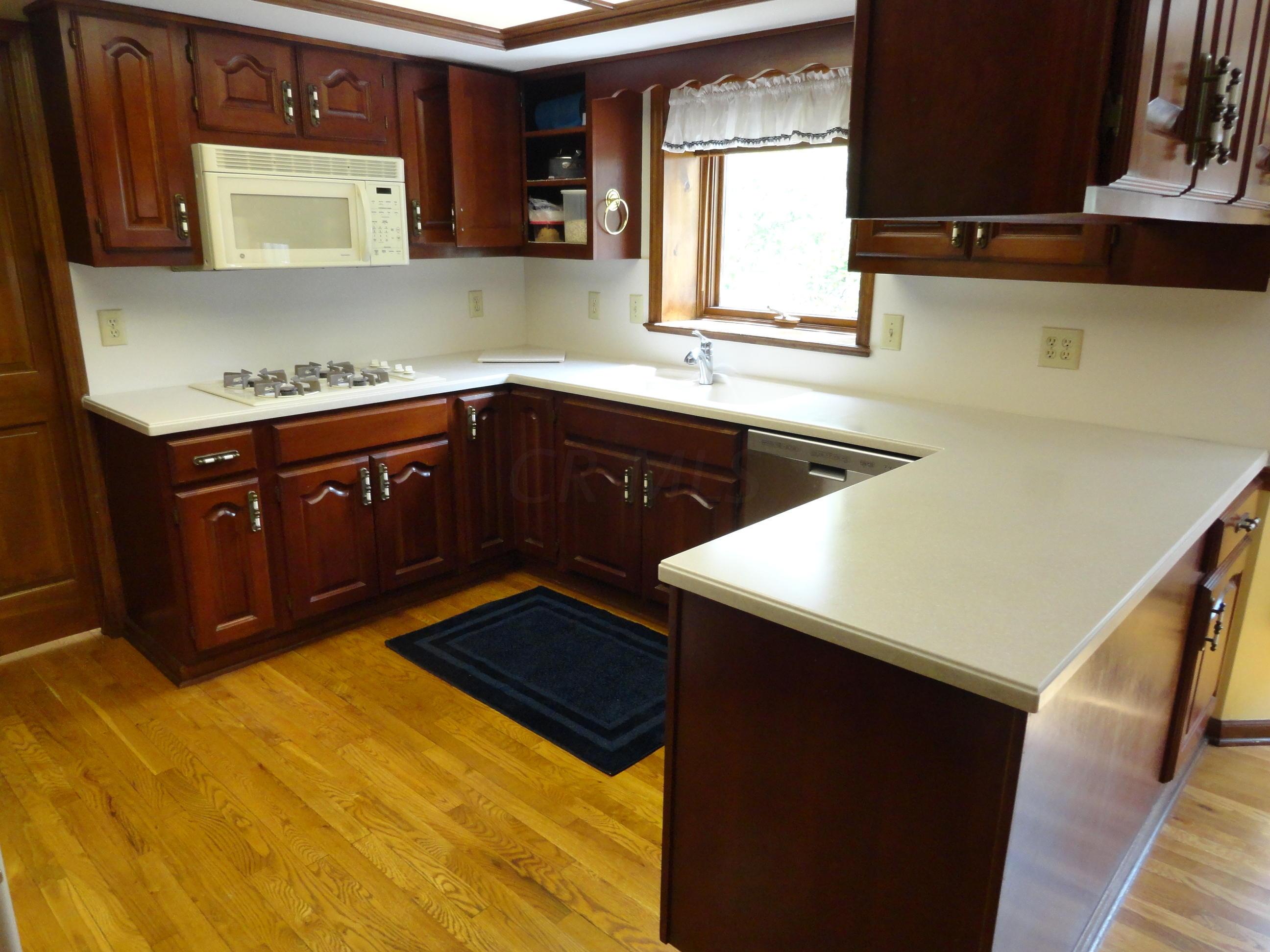 1011 Ravine Ridge Drive Columbus, OH 43085 - Photo 11 of 65 Gallery Image 11