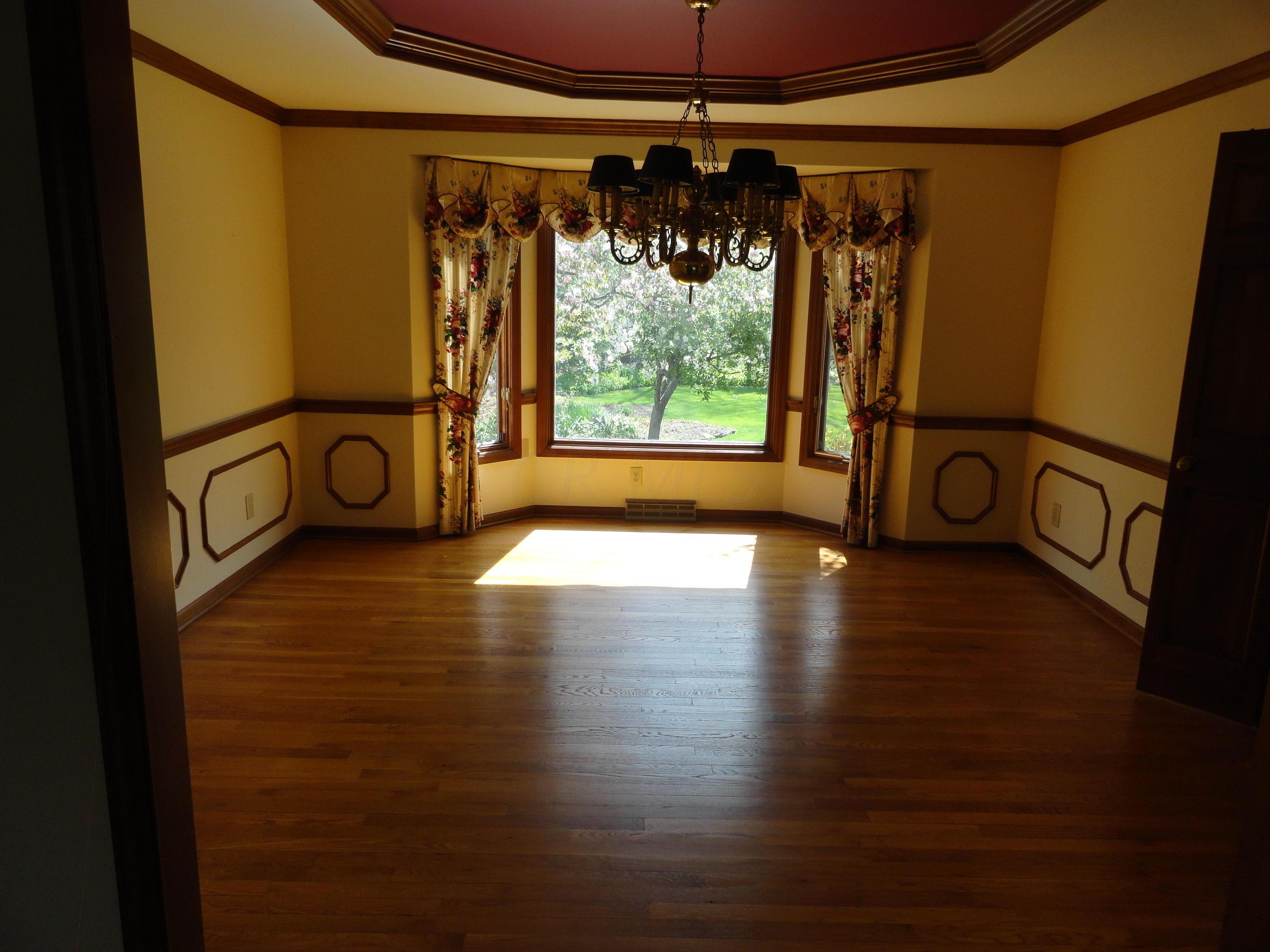 1011 Ravine Ridge Drive Columbus, OH 43085 - Photo 16 of 65 Gallery Image 16