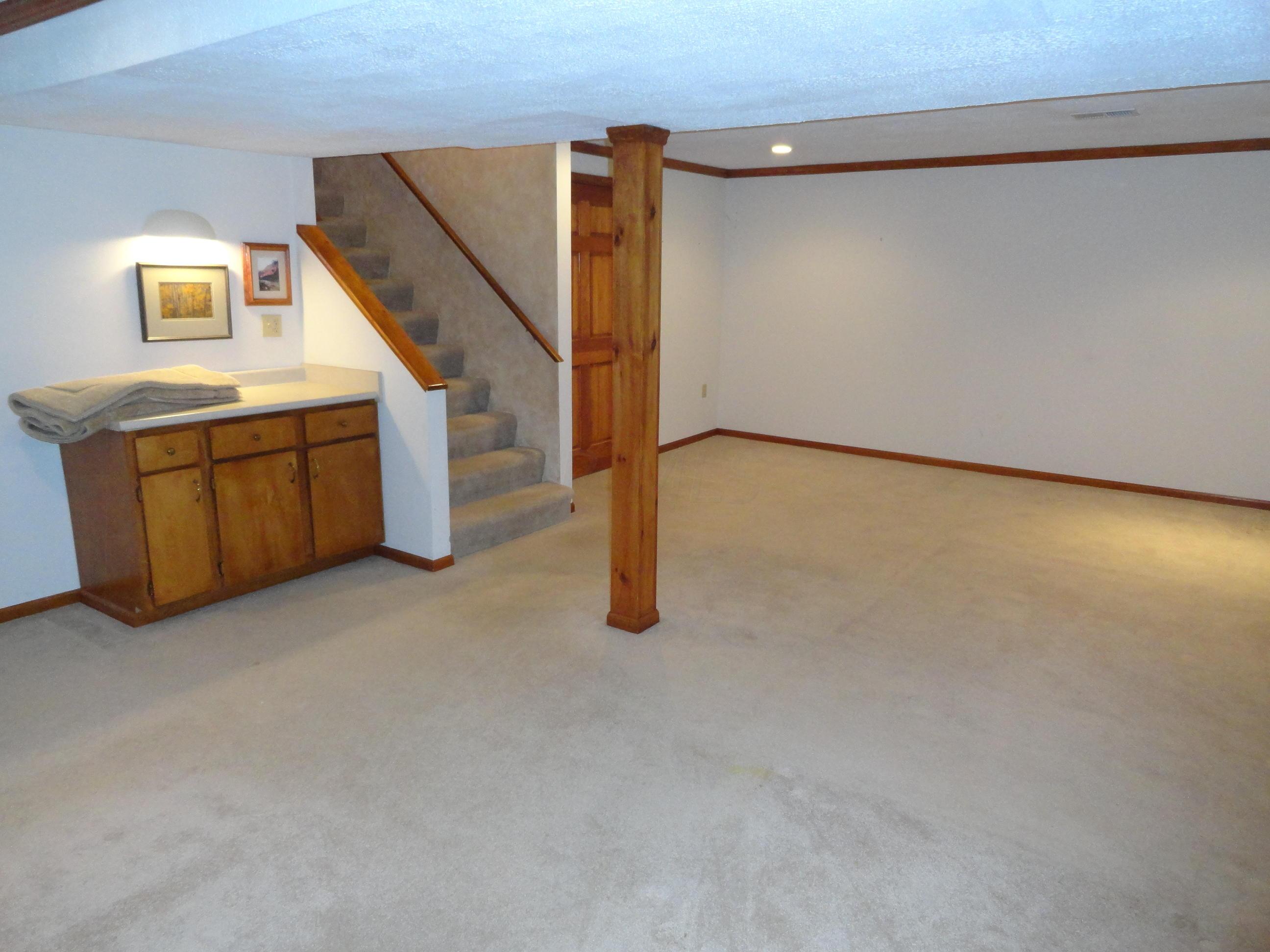 1011 Ravine Ridge Drive Columbus, OH 43085 - Photo 38 of 65 Gallery Image 38