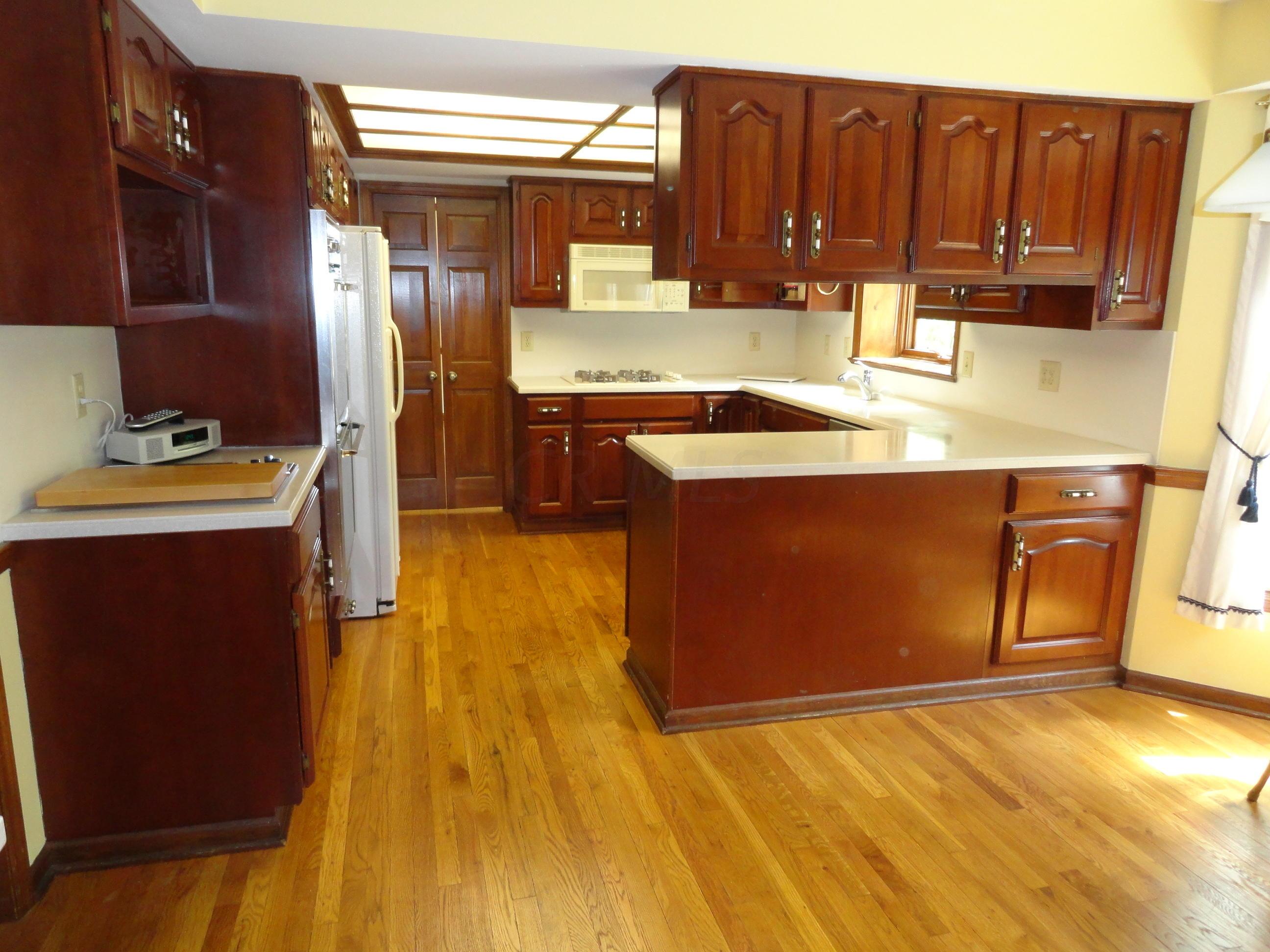 1011 Ravine Ridge Drive Columbus, OH 43085 - Photo 10 of 65 Gallery Image 10