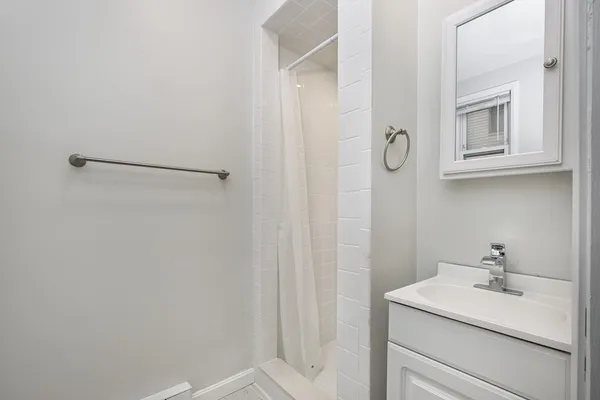$2,000 | 38-40 Union Street, Unit 1, Everett, MA 02149