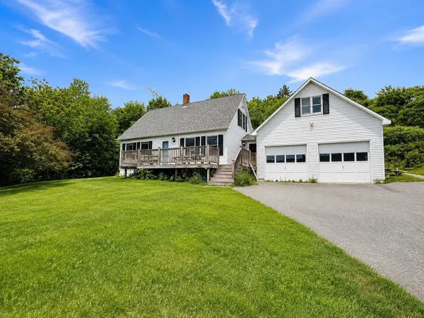 $324,900 | 914 Lower Waterford Rd Fork, Waterford, VT 05819