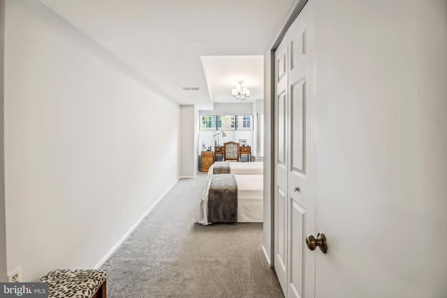 $735,000 | 1600 Prince Street, Unit 201, Alexandria, VA 22314