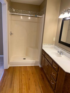 866 Lee Drive Ringgold, GA 30736 - Photo 12 of 26 Separate shower