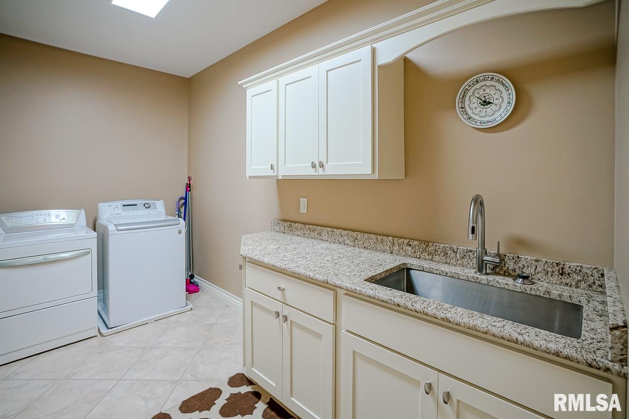 8215 West Robertson Road Edwards, IL 61528 - Photo 44 of 50 Gallery Image 44