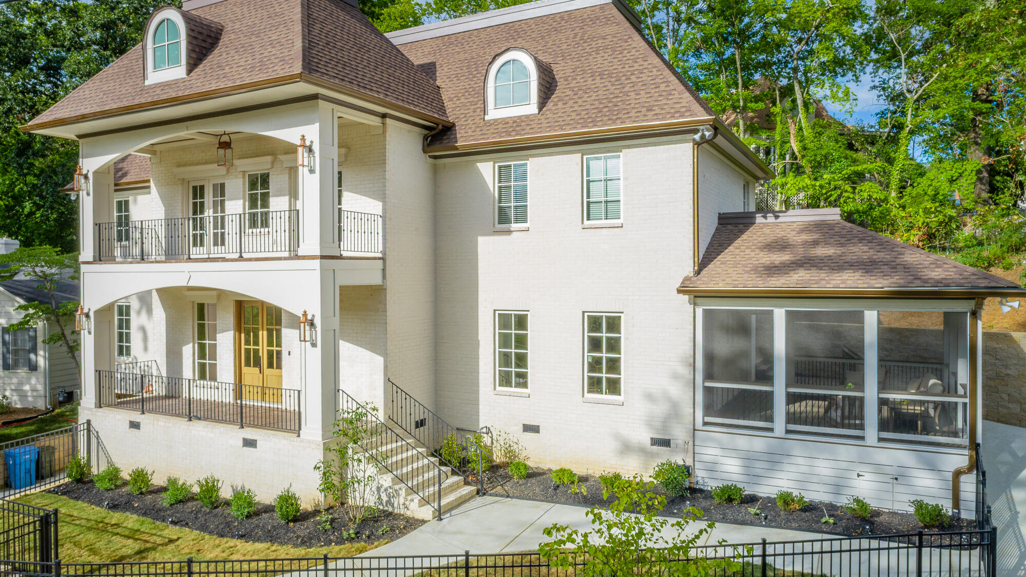 1303 Riverview Road Chattanooga, TN 37405 - Photo 3 of 68 1303 Riverview Rd