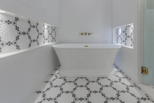 $2,095,000 | 1303 Riverview Road, Chattanooga, TN 37405