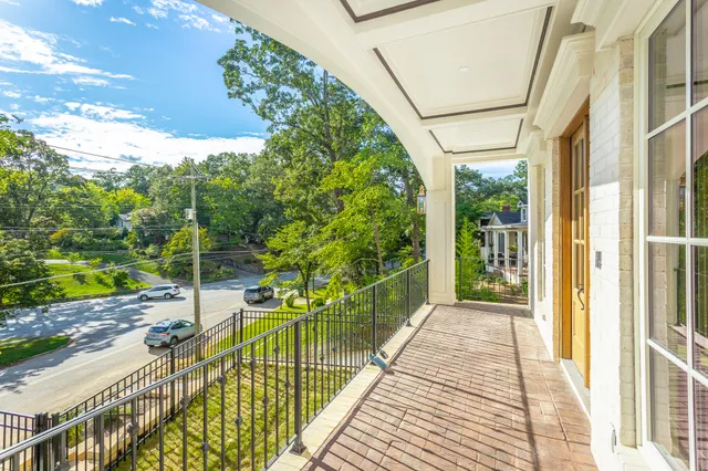 $2,095,000 | 1303 Riverview Road, Chattanooga, TN 37405