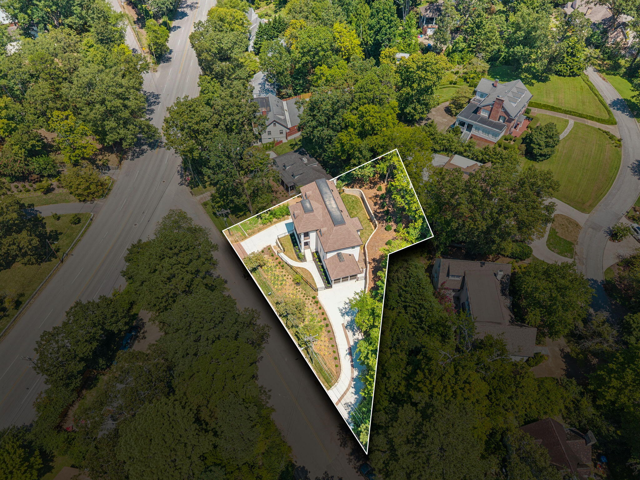 1303 Riverview Road Chattanooga, TN 37405 - Photo 64 of 68 Areal with property lines