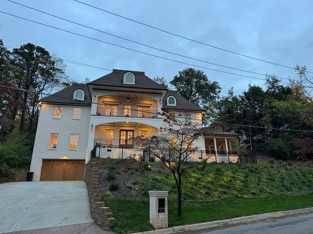 $2,095,000 | 1303 Riverview Road, Chattanooga, TN 37405