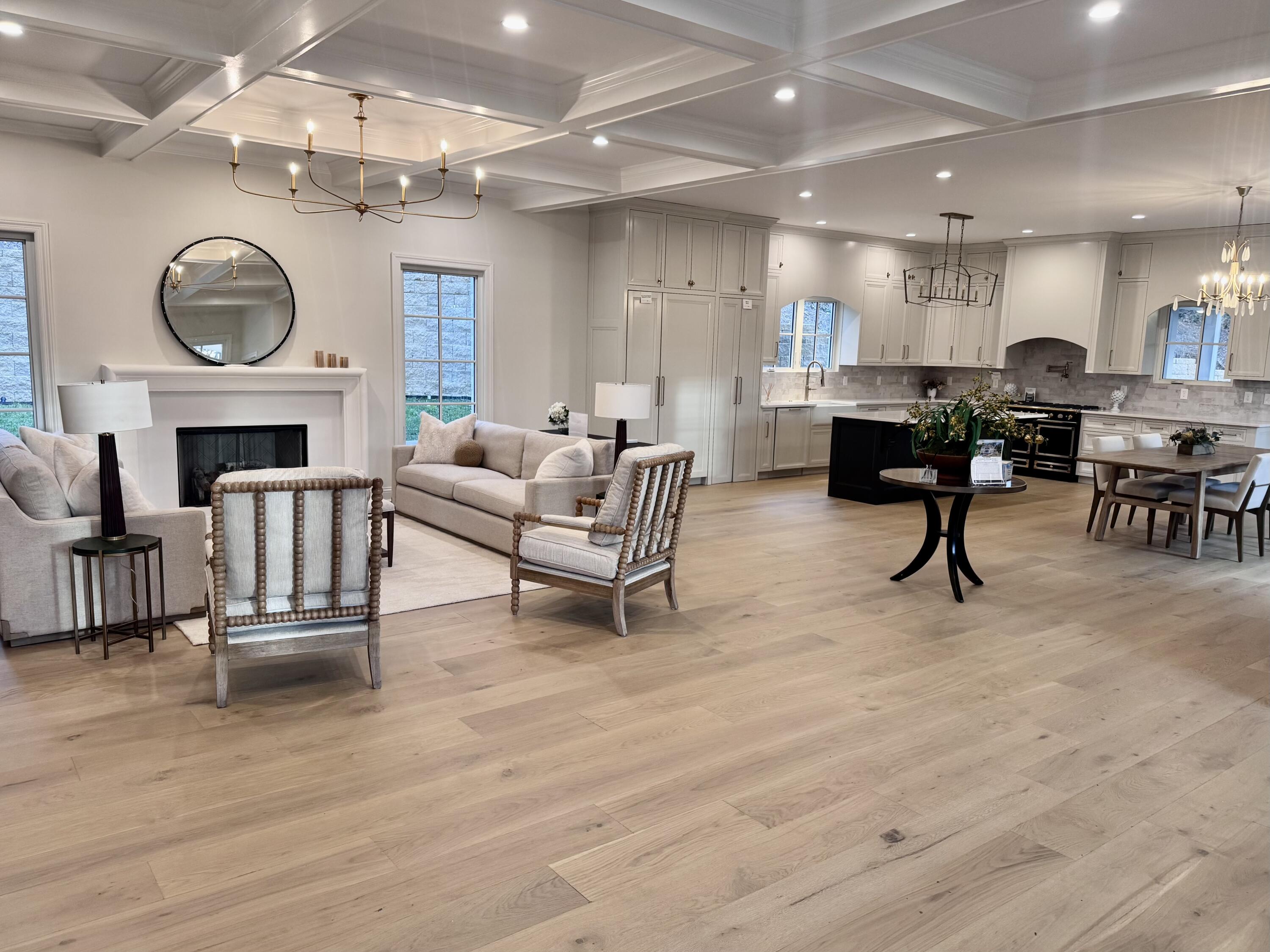 1303 Riverview Road Chattanooga, TN 37405 - Photo 7 of 68 LR Kitchen Dining